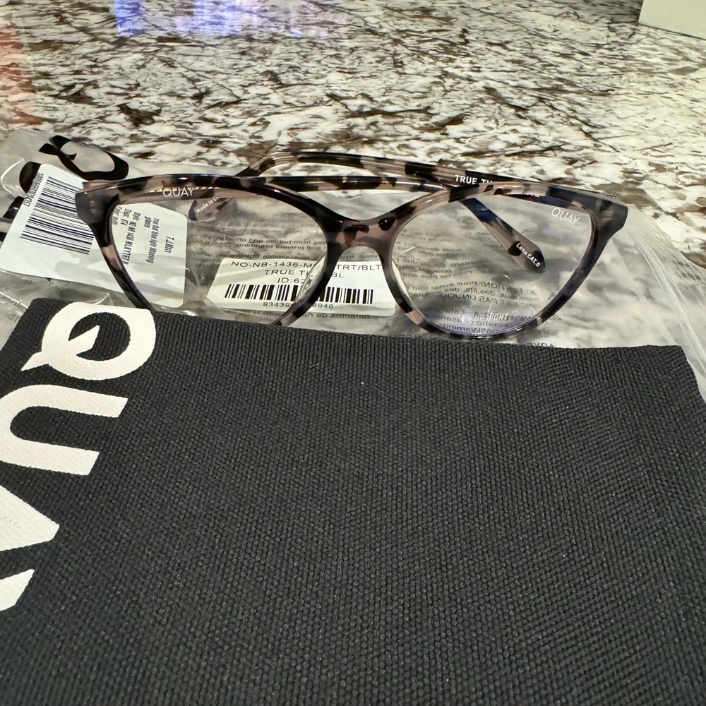 QUAY True That Blue Light Glasses
